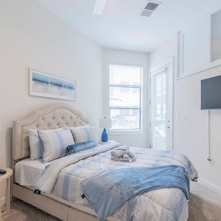 Charming Cozy Apartment With Wi-Fi & Free Parking Charlotte Bagian luar foto